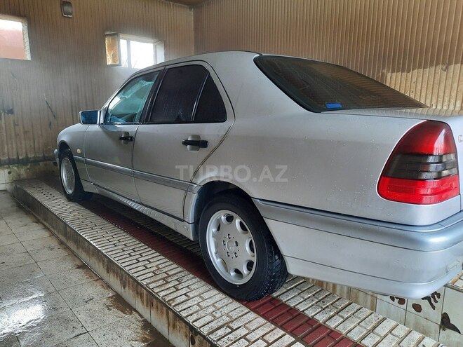 Mercedes C 200 1998, 197,000 km - 2.0 l - Bakı