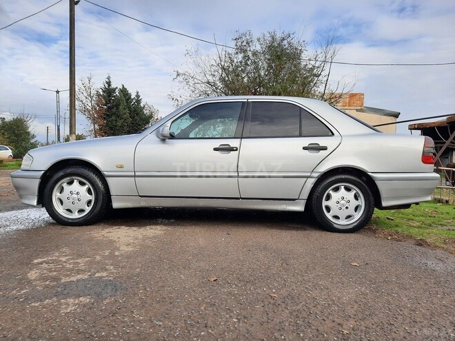 Mercedes C 200 1998, 197,000 km - 2.0 l - Bakı