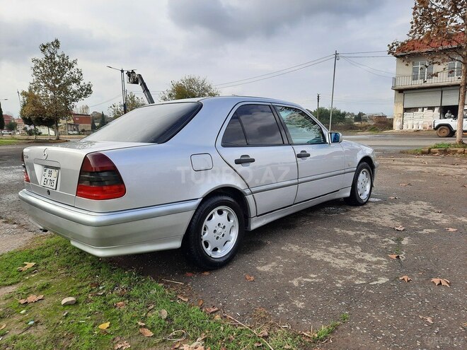 Mercedes C 200 1998, 197,000 km - 2.0 l - Bakı