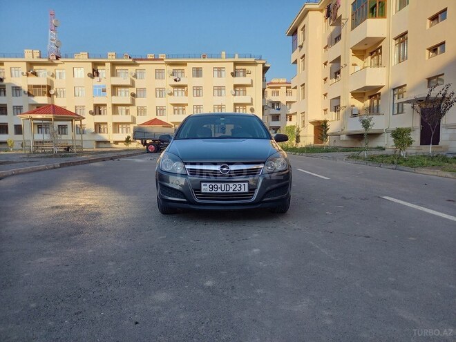 Opel Astra 2010, 280,000 km - 1.4 l - Bakı