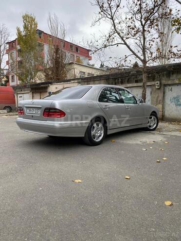 Mercedes E 280 1999, 240,000 km - 2.8 l - Bakı