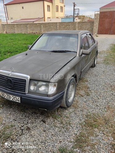 Mercedes E 250 1991, 403,048 km - 0.3 l - Bakı