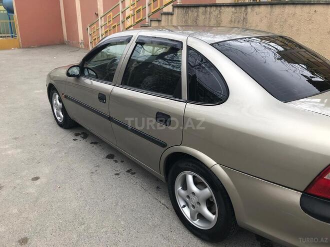 Opel Vectra 1996, 294,000 km - 1.6 l - Bakı