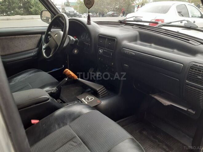 GAZ 31105 2004, 247,000 km - 0.3 l - Bakı