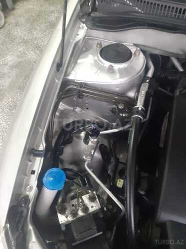 Toyota Corolla 2005, 247,000 km - 1.4 l - Bakı