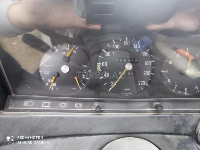 Mercedes E 230 1978, 46,000 km - 0.3 l - Bakı