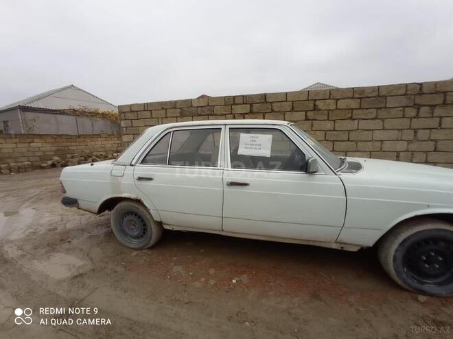 Mercedes E 230 1978, 46,000 km - 0.3 l - Bakı