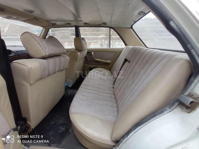Mercedes E 230 1978, 46,000 km - 0.3 l - Bakı