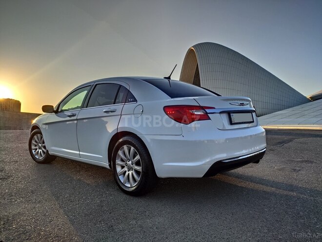 Chrysler 200 2013, 186,000 km - 2.4 l - Bakı