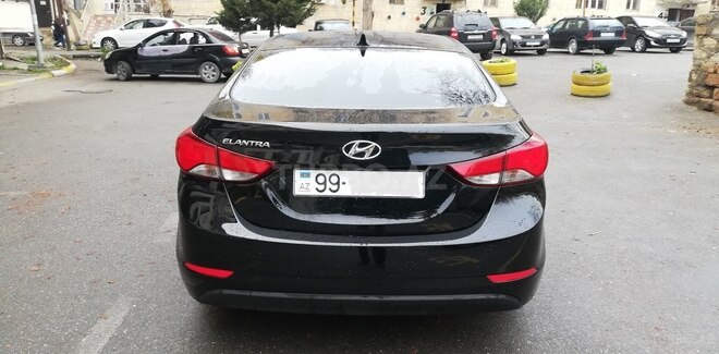 Hyundai Elantra 2015, 131,456 km - 1.8 l - Bakı