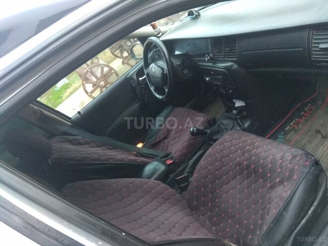 Opel Vectra 1999, 263,000 km - 1.8 l - Sumqayıt