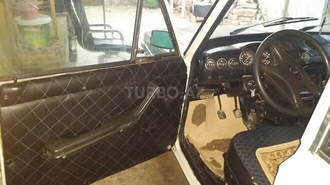 LADA (VAZ) 2106 1990, 280,000 km - 1.6 l - Şirvan
