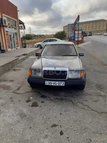 Mercedes E 300 1991, 300,000 km - 3.0 л - Bakı