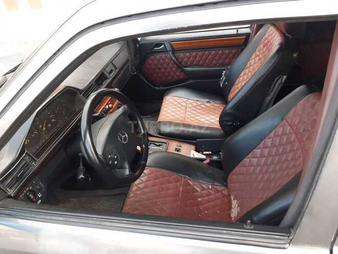 Mercedes E 300 1991, 300,000 km - 3.0 л - Bakı