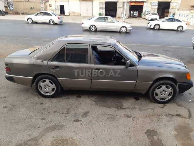 Mercedes E 300 1991, 300,000 km - 3.0 л - Bakı