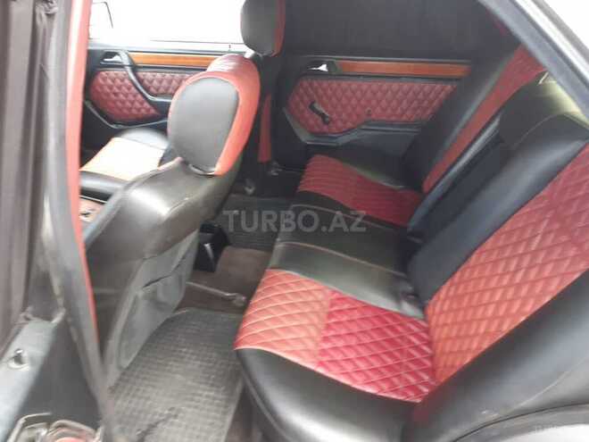 Mercedes E 300 1991, 300,000 km - 3.0 л - Bakı