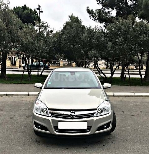 Opel Astra 2007, 157,000 km - 1.4 л - Bakı