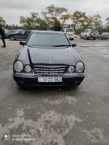Mercedes E 240 2000, 301,000 km - 2.4 л - Bakı