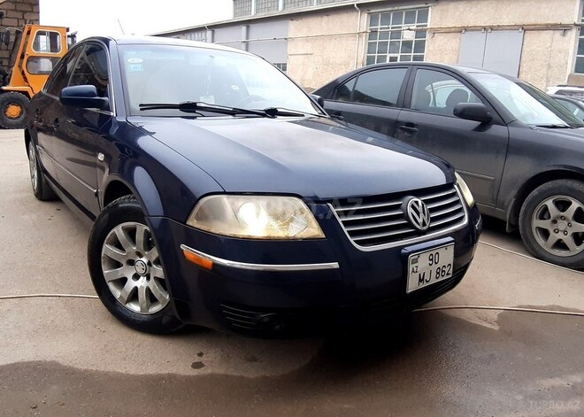 Volkswagen Passat 2001, 215,700 km - 1.8 л - Bakı
