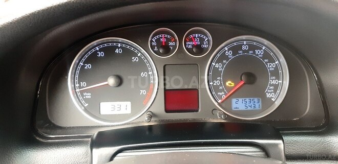 Volkswagen Passat 2001, 215,700 km - 1.8 л - Bakı
