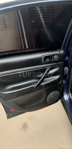 Volkswagen Passat 2001, 215,700 km - 1.8 л - Bakı