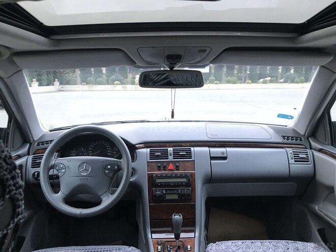 Mercedes E 240 2000, 380,000 km - 2.4 l - Bərdə