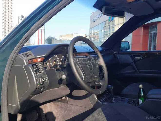 Mercedes E 200 1997, 369,822 km - 2.0 l - Bakı