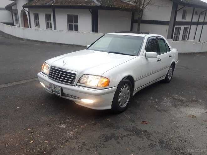 Mercedes C 230 1997, 119,000 km - 2.3 l - Şəki