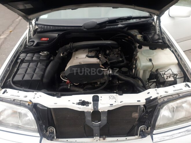 Mercedes C 230 1997, 119,000 km - 2.3 l - Şəki