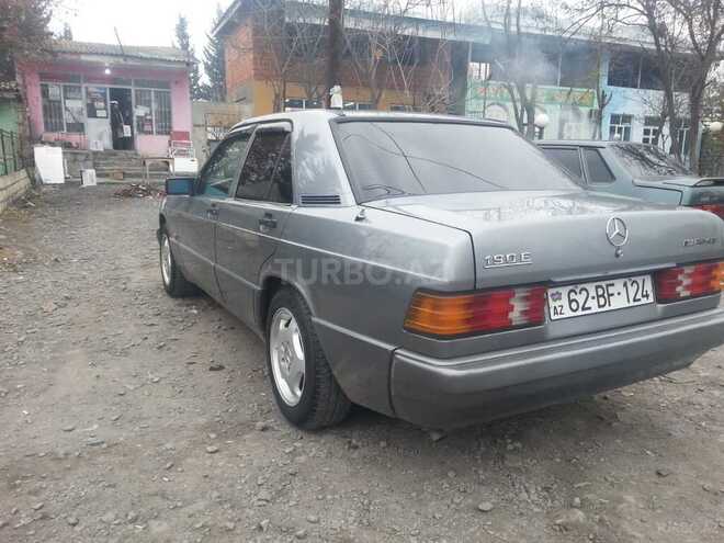 Mercedes 190 1998, 254,677 km - 1.8 l - Zaqatala