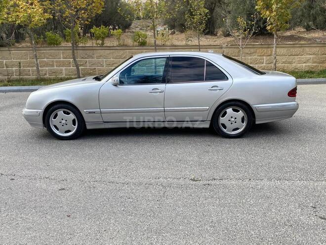 Mercedes E 220 1999, 308,800 km - 2.2 л - Bakı