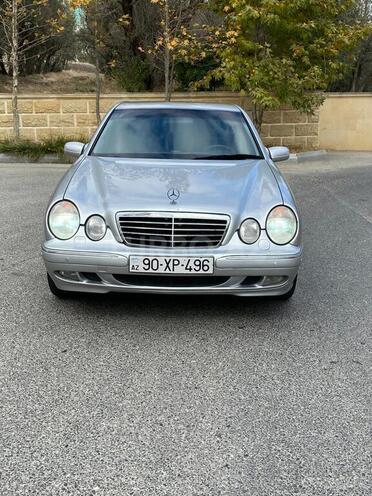 Mercedes E 220 1999, 308,800 km - 2.2 л - Bakı