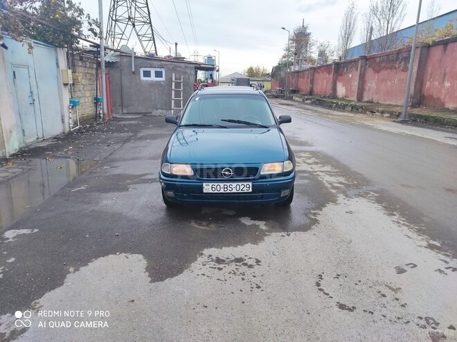 Opel Astra 1996, 450,000 km - 1.8 l - Bakı