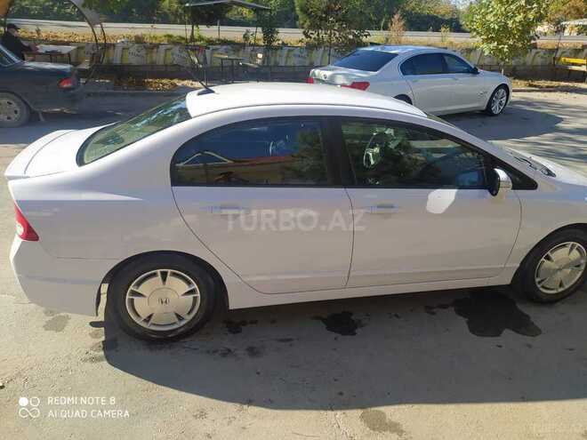 Honda Civic 2009, 178,000 km - 1.3 l - Quba