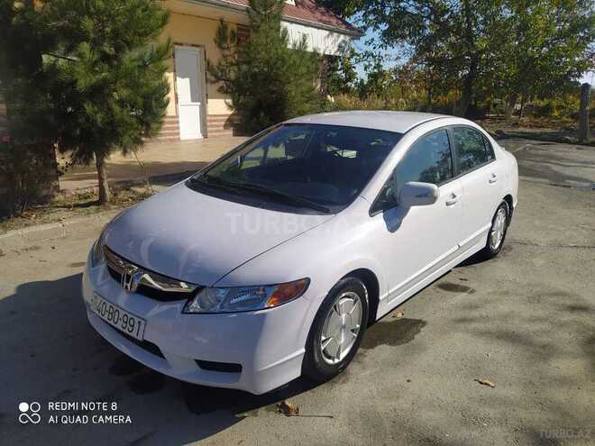 Honda Civic 2009, 178,000 km - 1.3 l - Quba