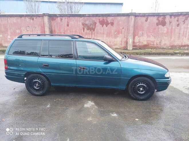 Opel Astra 1996, 450,000 km - 1.8 l - Bakı