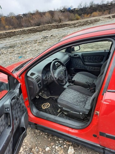Opel Astra 1998, 352,125 km - 1.6 l - Qusar