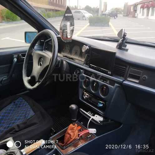 Mercedes 190 1992, 268,543 km - 2.0 л - Bakı