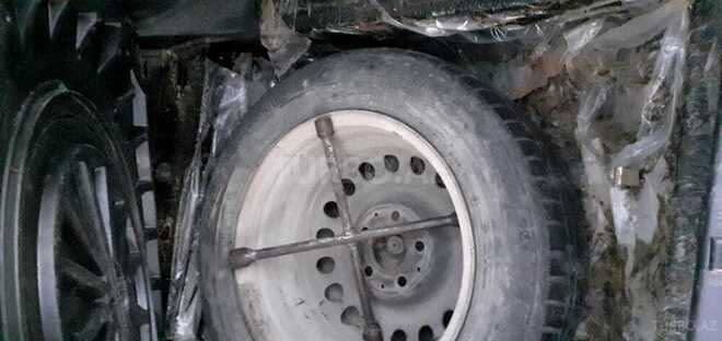 Mercedes E 200 1987, 190,286 km - 2.0 l - Mingəçevir