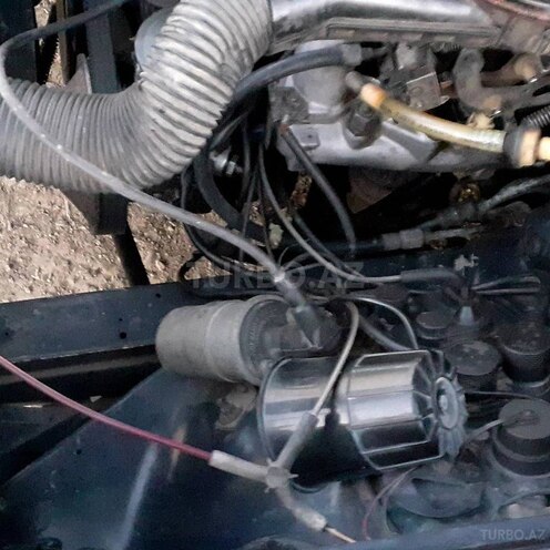 Mercedes E 200 1987, 190,286 km - 2.0 l - Mingəçevir