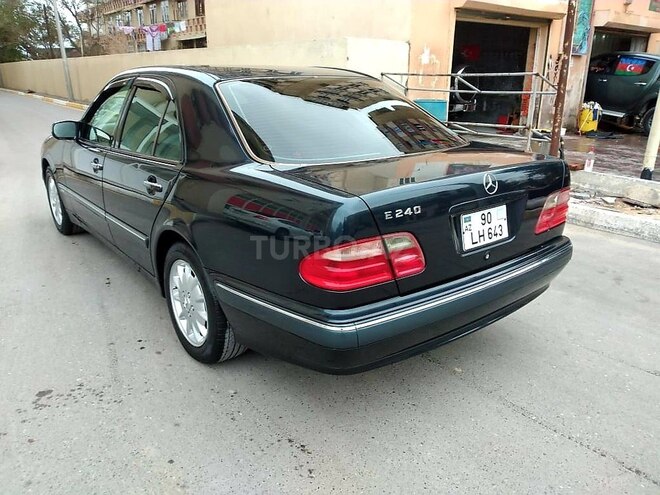Mercedes E 240 2000, 213,000 km - 2.6 l - Bakı