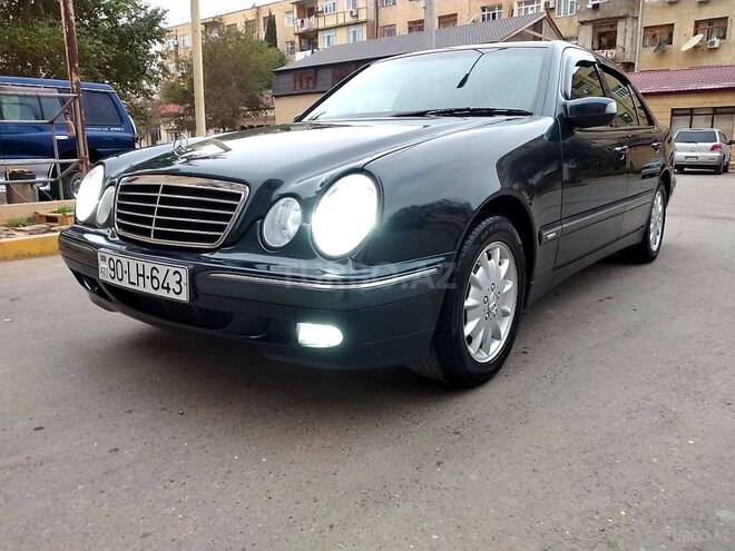 Mercedes E 240 2000, 213,000 km - 2.6 l - Bakı