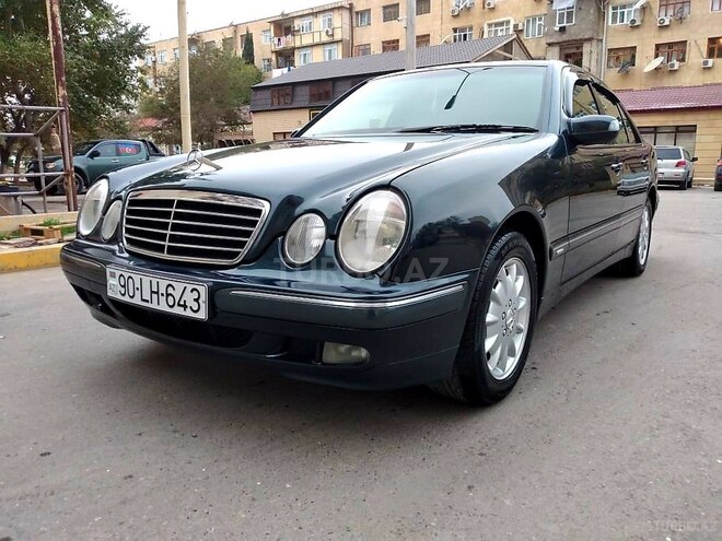 Mercedes E 240 2000, 213,000 km - 2.6 l - Bakı