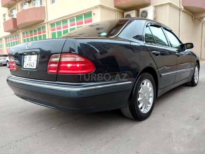 Mercedes E 240 2000, 213,000 km - 2.6 l - Bakı