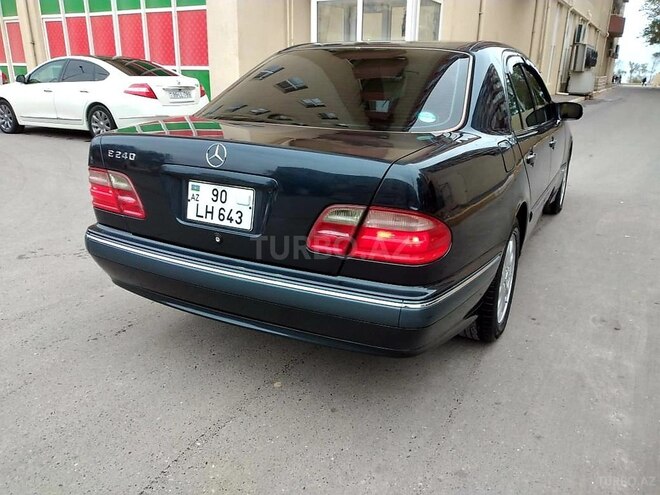 Mercedes E 240 2000, 213,000 km - 2.6 l - Bakı