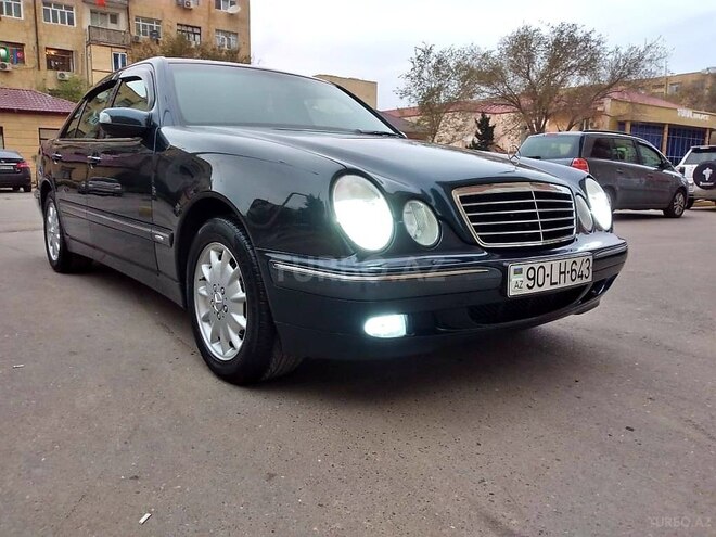 Mercedes E 240 2000, 213,000 km - 2.6 l - Bakı