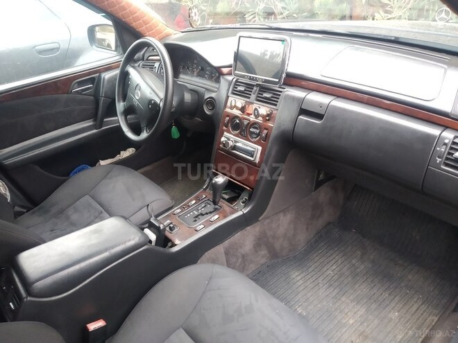 Mercedes E 220 1997, 760,000 km - 2.2 l - Bakı