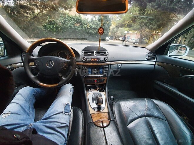 Mercedes E 240 2002, 380,000 km - 2.6 l - Bakı