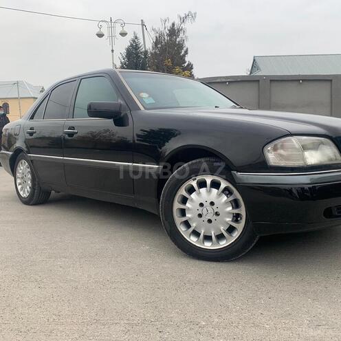 Mercedes C 220 1996, 300,000 km - 2.2 л - Bərdə