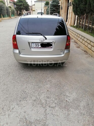 Toyota Corolla 2005, 230,000 km - 1.4 l - Bakı
